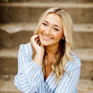 Meet your Posher, Anna